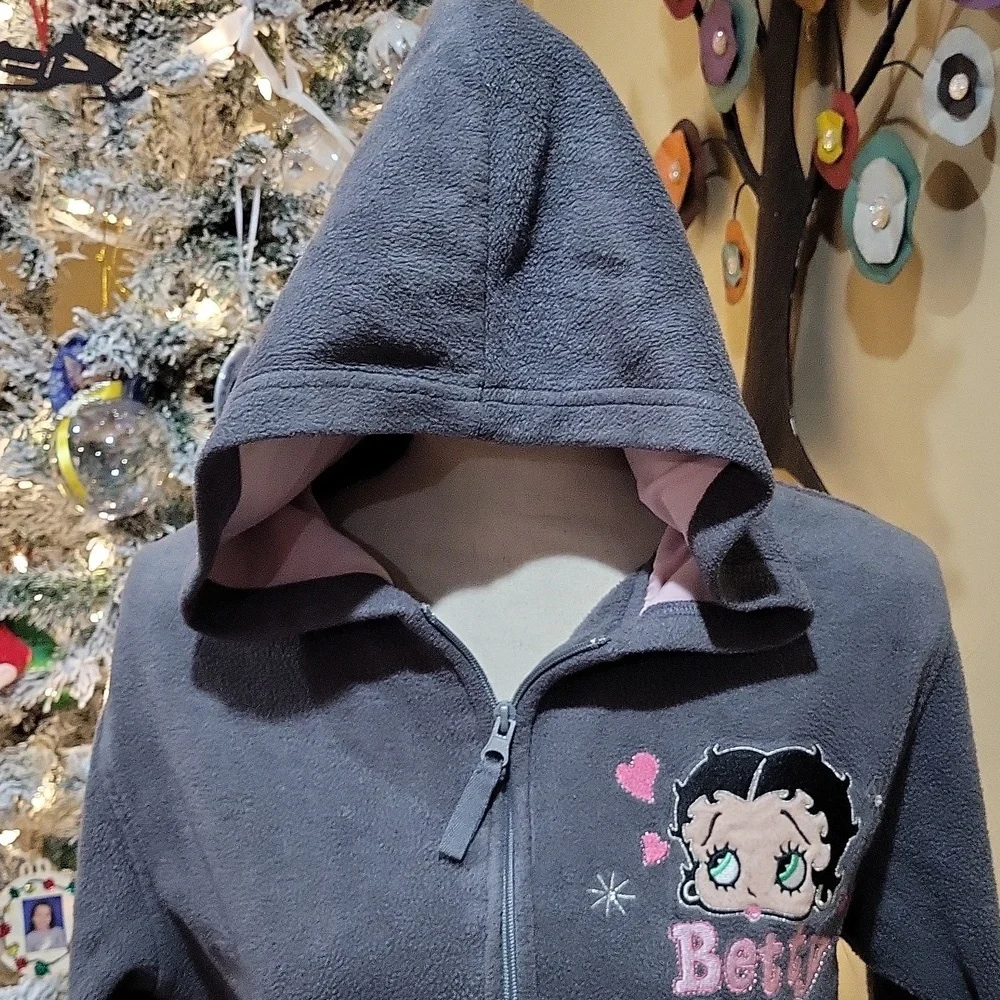 Betty Boop Hoodie - Picture 2 of 11